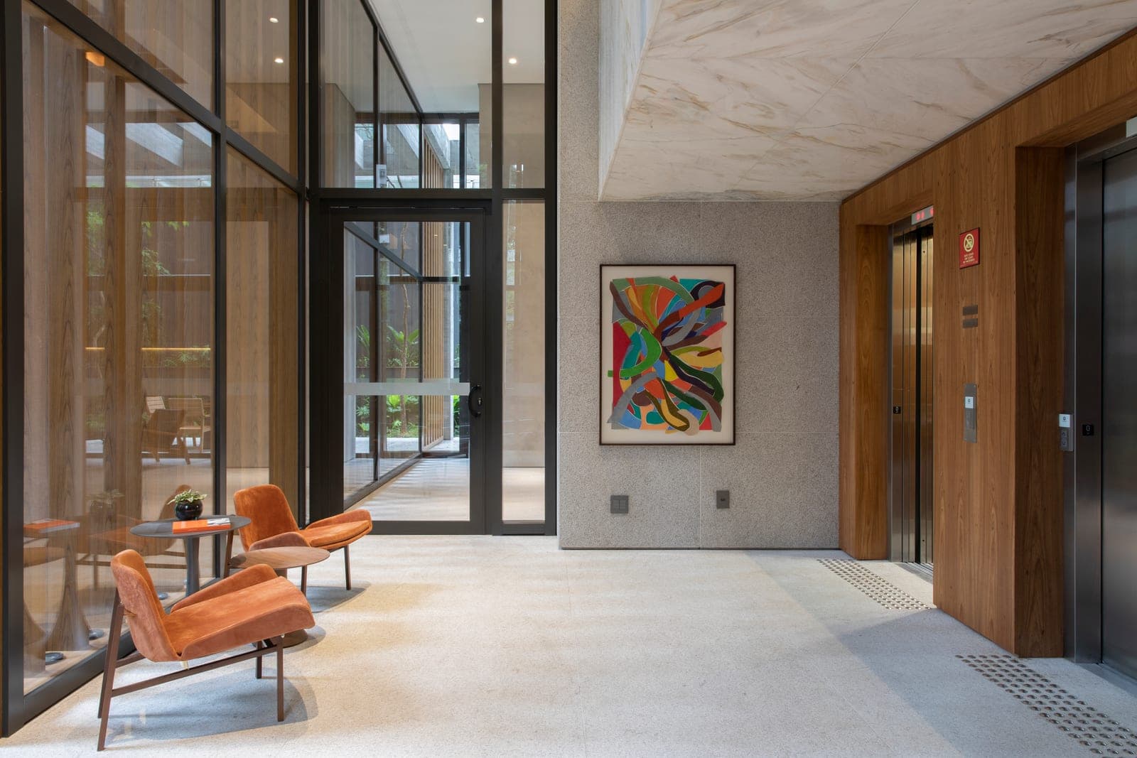 Leopoldo 1201, lobby